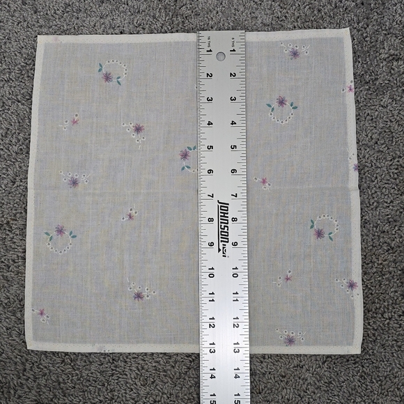 VTG Floral Handkerchief Lot Hankies Set of 3 White w/ Purple Pink Yellow Flowers - Picture 13 of 15